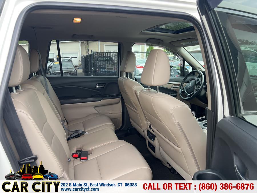 2016 Honda Pilot AWD 4dr EX-L, available for sale in East Windsor, Connecticut | Car City LLC. East Windsor, Connecticut 2016 Honda Pilot AWD 4dr EX-L, available for sale in East Windsor, Connecticut | Car City LLC. East Windsor, Connecticut