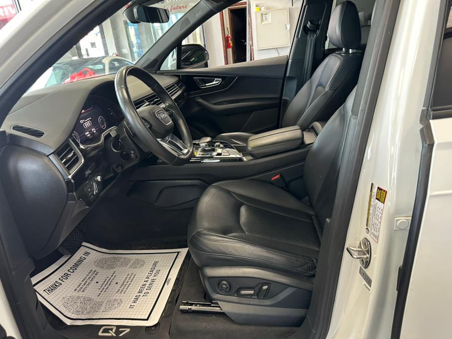 2019 Audi Q7 Prestige 55 TFSI quattro, available for sale in Inwood, New York | 5 Towns Drive. Inwood, New York 2019 Audi Q7 Prestige 55 TFSI quattro, available for sale in Inwood, New York | 5 Towns Drive. Inwood, New York