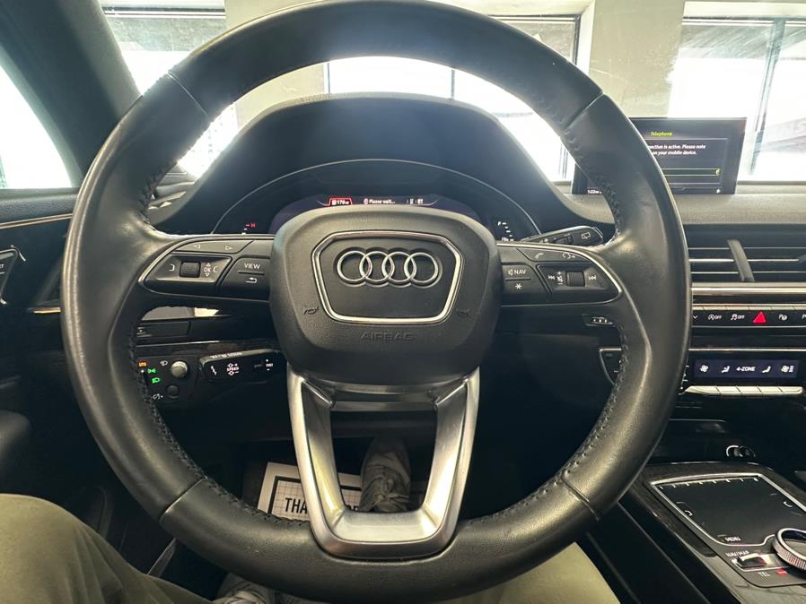2019 Audi Q7 Prestige 55 TFSI quattro, available for sale in Inwood, New York | 5 Towns Drive. Inwood, New York 2019 Audi Q7 Prestige 55 TFSI quattro, available for sale in Inwood, New York | 5 Towns Drive. Inwood, New York