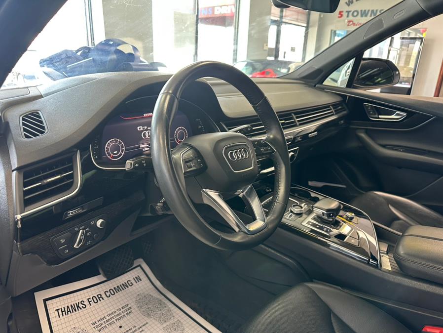 2019 Audi Q7 Prestige 55 TFSI quattro, available for sale in Inwood, New York | 5 Towns Drive. Inwood, New York 2019 Audi Q7 Prestige 55 TFSI quattro, available for sale in Inwood, New York | 5 Towns Drive. Inwood, New York