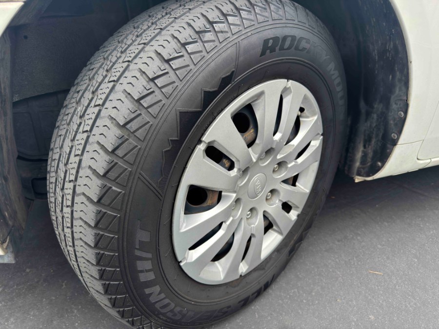 2012 Kia Sedona 4dr Wgn LX, available for sale in Lake Forest, California | Pacific Green Line. Lake Forest, California 2012 Kia Sedona 4dr Wgn LX, available for sale in Lake Forest, California | Pacific Green Line. Lake Forest, California