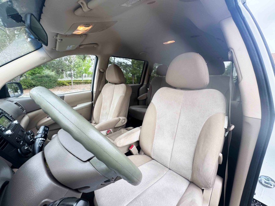 2012 Kia Sedona 4dr Wgn LX, available for sale in Lake Forest, California | Pacific Green Line. Lake Forest, California 2012 Kia Sedona 4dr Wgn LX, available for sale in Lake Forest, California | Pacific Green Line. Lake Forest, California