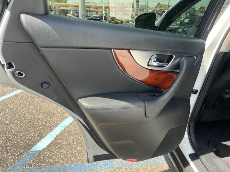 2009 Infiniti FX35 AWD 4dr, available for sale in Elmont, New York | Sunrise of Elmont. Elmont, New York 2009 Infiniti FX35 AWD 4dr, available for sale in Elmont, New York | Sunrise of Elmont. Elmont, New York