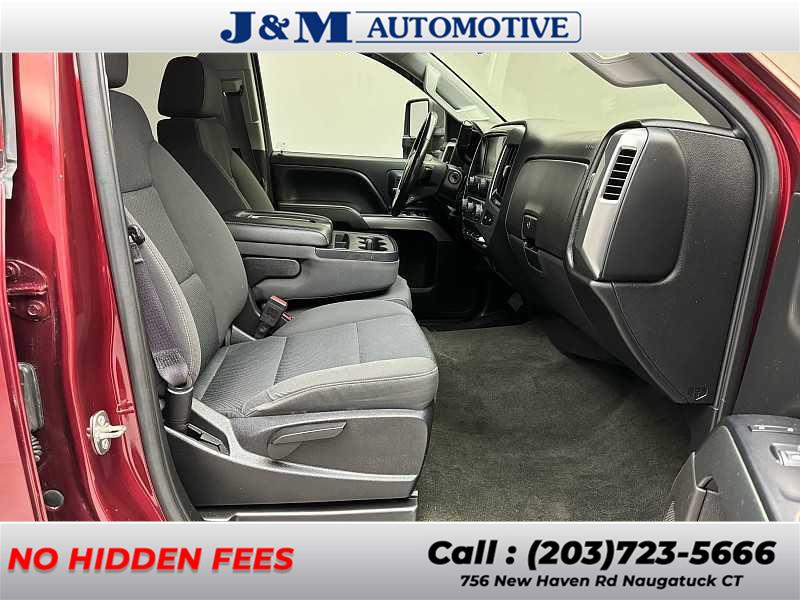 2017 Chevrolet Silverado 2500hd LT, available for sale in Naugatuck, Connecticut | J&M Automotive Sls&Svc LLC. Naugatuck, Connecticut 2017 Chevrolet Silverado 2500hd LT, available for sale in Naugatuck, Connecticut | J&M Automotive Sls&Svc LLC. Naugatuck, Connecticut