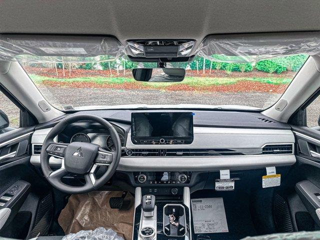 2025 Mitsubishi Outlander SE, available for sale in Great Neck, New York | Camy Cars. Great Neck, New York 2025 Mitsubishi Outlander SE, available for sale in Great Neck, New York | Camy Cars. Great Neck, New York