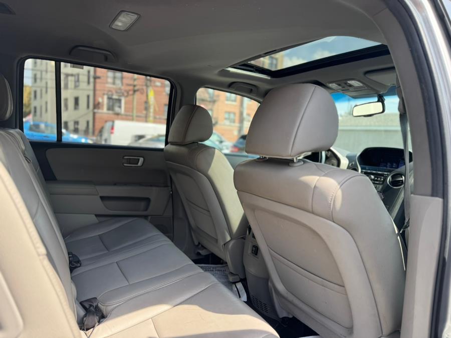 2012 Honda Pilot 4WD 4dr EX-L, available for sale in Irvington, New Jersey | RT 603 Auto Mall. Irvington, New Jersey 2012 Honda Pilot 4WD 4dr EX-L, available for sale in Irvington, New Jersey | RT 603 Auto Mall. Irvington, New Jersey