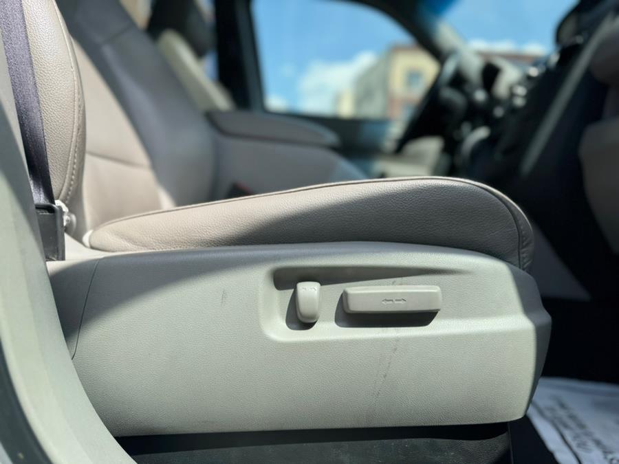 2012 Honda Pilot 4WD 4dr EX-L, available for sale in Irvington, New Jersey | RT 603 Auto Mall. Irvington, New Jersey 2012 Honda Pilot 4WD 4dr EX-L, available for sale in Irvington, New Jersey | RT 603 Auto Mall. Irvington, New Jersey