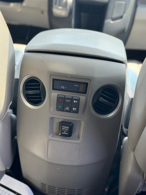 2012 Honda Pilot 4WD 4dr EX-L, available for sale in Irvington, New Jersey | RT 603 Auto Mall. Irvington, New Jersey 2012 Honda Pilot 4WD 4dr EX-L, available for sale in Irvington, New Jersey | RT 603 Auto Mall. Irvington, New Jersey