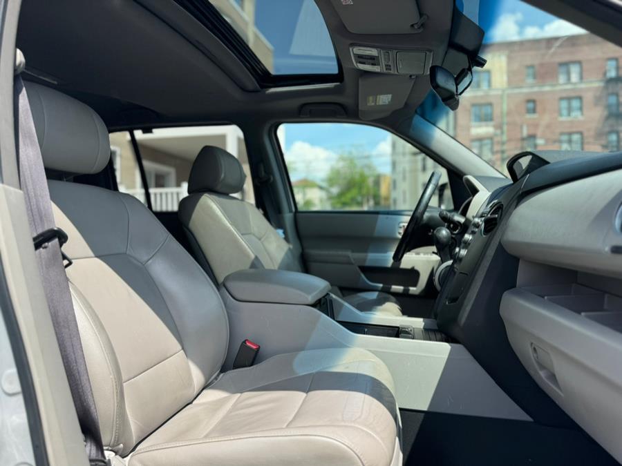 2012 Honda Pilot 4WD 4dr EX-L, available for sale in Irvington, New Jersey | RT 603 Auto Mall. Irvington, New Jersey 2012 Honda Pilot 4WD 4dr EX-L, available for sale in Irvington, New Jersey | RT 603 Auto Mall. Irvington, New Jersey