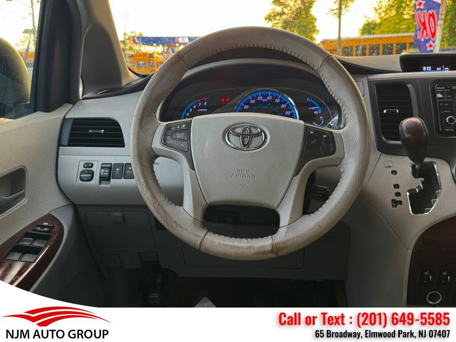 2013 Toyota Sienna 5dr 8-Pass Van V6 XLE FWD, available for sale in Elmwood Park, New Jersey | NJM Auto Group. Elmwood Park, New Jersey 2013 Toyota Sienna 5dr 8-Pass Van V6 XLE FWD, available for sale in Elmwood Park, New Jersey | NJM Auto Group. Elmwood Park, New Jersey