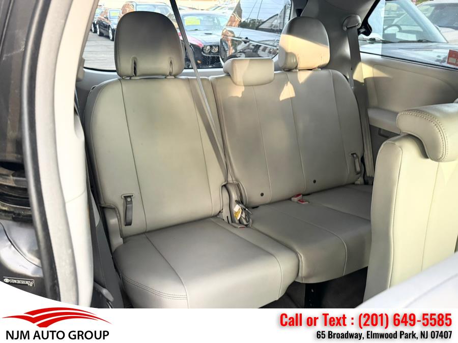 2013 Toyota Sienna 5dr 8-Pass Van V6 XLE FWD, available for sale in Elmwood Park, New Jersey | NJM Auto Group. Elmwood Park, New Jersey 2013 Toyota Sienna 5dr 8-Pass Van V6 XLE FWD, available for sale in Elmwood Park, New Jersey | NJM Auto Group. Elmwood Park, New Jersey