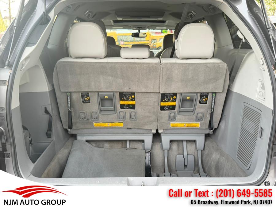 2013 Toyota Sienna 5dr 8-Pass Van V6 XLE FWD, available for sale in Elmwood Park, New Jersey | NJM Auto Group. Elmwood Park, New Jersey 2013 Toyota Sienna 5dr 8-Pass Van V6 XLE FWD, available for sale in Elmwood Park, New Jersey | NJM Auto Group. Elmwood Park, New Jersey