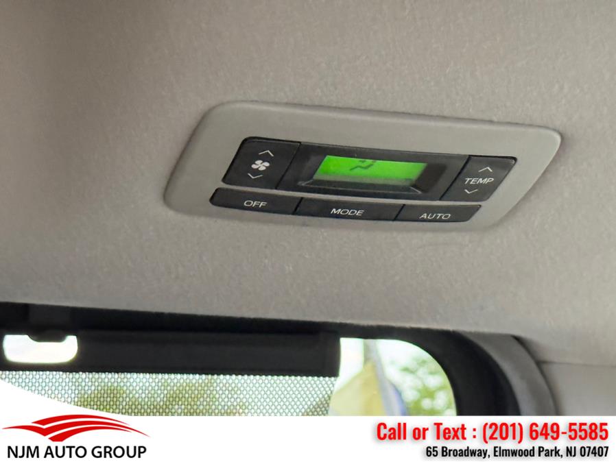 2013 Toyota Sienna 5dr 8-Pass Van V6 XLE FWD, available for sale in Elmwood Park, New Jersey | NJM Auto Group. Elmwood Park, New Jersey 2013 Toyota Sienna 5dr 8-Pass Van V6 XLE FWD, available for sale in Elmwood Park, New Jersey | NJM Auto Group. Elmwood Park, New Jersey