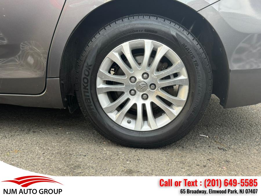 2013 Toyota Sienna 5dr 8-Pass Van V6 XLE FWD, available for sale in Elmwood Park, New Jersey | NJM Auto Group. Elmwood Park, New Jersey 2013 Toyota Sienna 5dr 8-Pass Van V6 XLE FWD, available for sale in Elmwood Park, New Jersey | NJM Auto Group. Elmwood Park, New Jersey