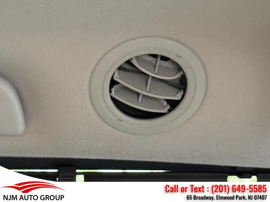 2013 Toyota Sienna 5dr 8-Pass Van V6 XLE FWD, available for sale in Elmwood Park, New Jersey | NJM Auto Group. Elmwood Park, New Jersey 2013 Toyota Sienna 5dr 8-Pass Van V6 XLE FWD, available for sale in Elmwood Park, New Jersey | NJM Auto Group. Elmwood Park, New Jersey