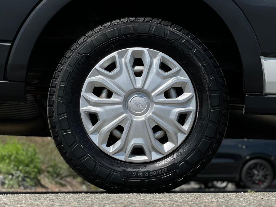 2016 Ford Transit Cargo Van T-150 148" Med Rf 8600 GVWR Sliding RH Dr, available for sale in Paterson, New Jersey | Speedway Commercial Motors LLC. Paterson, New Jersey 2016 Ford Transit Cargo Van T-150 148" Med Rf 8600 GVWR Sliding RH Dr, available for sale in Paterson, New Jersey | Speedway Commercial Motors LLC. Paterson, New Jersey