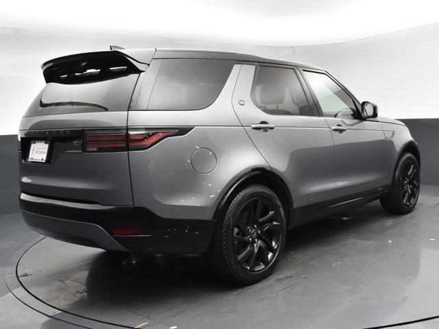2021 Land Rover Discovery S R-Dynamic, available for sale in Woodside, New York | Drive Central. Woodside, New York 2021 Land Rover Discovery S R-Dynamic, available for sale in Woodside, New York | Drive Central. Woodside, New York