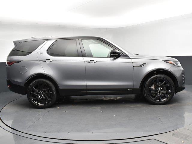 2021 Land Rover Discovery S R-Dynamic, available for sale in Woodside, New York | Drive Central. Woodside, New York 2021 Land Rover Discovery S R-Dynamic, available for sale in Woodside, New York | Drive Central. Woodside, New York