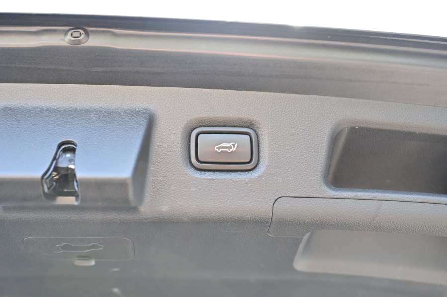 2021 Hyundai Santa Fe Limited AWD, available for sale in Waterbury, Connecticut | Highline Car Connection. Waterbury, Connecticut 2021 Hyundai Santa Fe Limited AWD, available for sale in Waterbury, Connecticut | Highline Car Connection. Waterbury, Connecticut