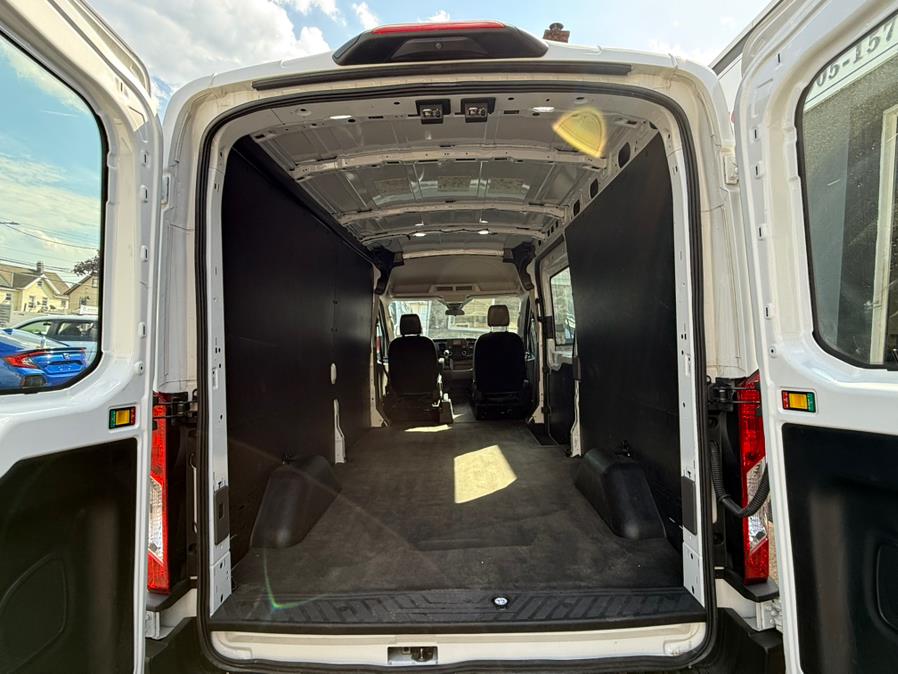 2017 Ford Transit Wagon T-350 148" Med Roof XL Sliding RH Dr, available for sale in Port Chester, New York | JC Lopez Auto Sales Corp. Port Chester, New York 2017 Ford Transit Wagon T-350 148" Med Roof XL Sliding RH Dr, available for sale in Port Chester, New York | JC Lopez Auto Sales Corp. Port Chester, New York