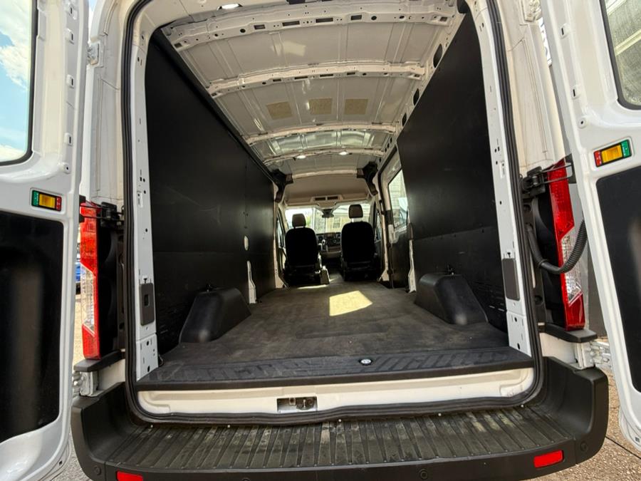 2017 Ford Transit Wagon T-350 148" Med Roof XL Sliding RH Dr, available for sale in Port Chester, New York | JC Lopez Auto Sales Corp. Port Chester, New York 2017 Ford Transit Wagon T-350 148" Med Roof XL Sliding RH Dr, available for sale in Port Chester, New York | JC Lopez Auto Sales Corp. Port Chester, New York
