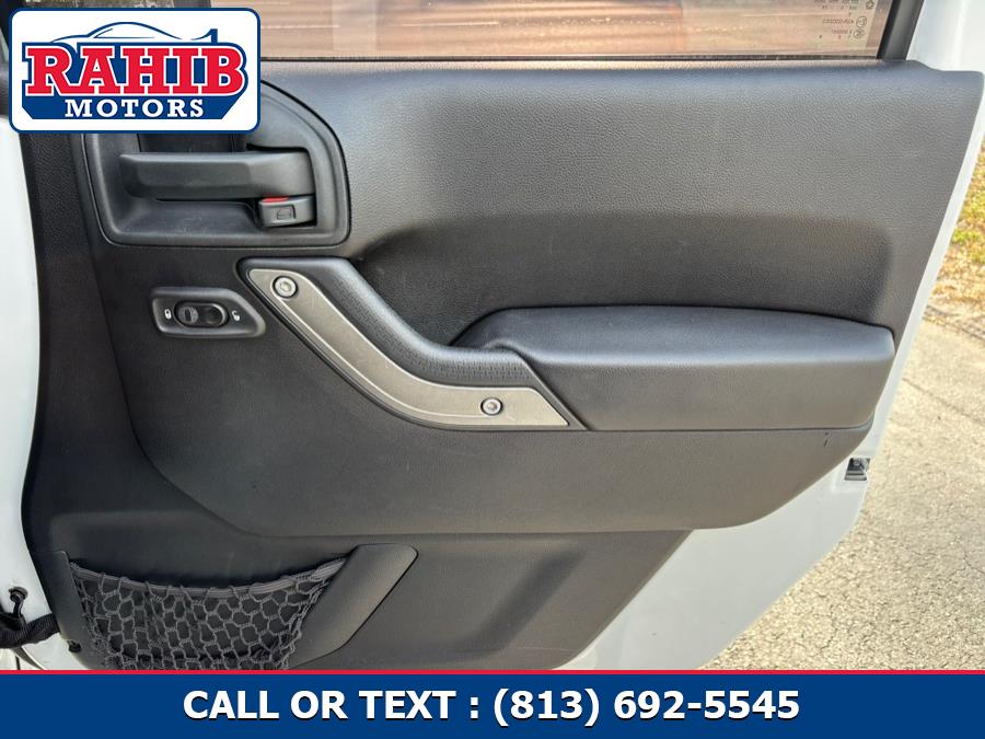 2015 Jeep Wrangler Unlimited 4WD 4dr Sport, available for sale in Winter Park, Florida | Rahib Motors. Winter Park, Florida 2015 Jeep Wrangler Unlimited 4WD 4dr Sport, available for sale in Winter Park, Florida | Rahib Motors. Winter Park, Florida