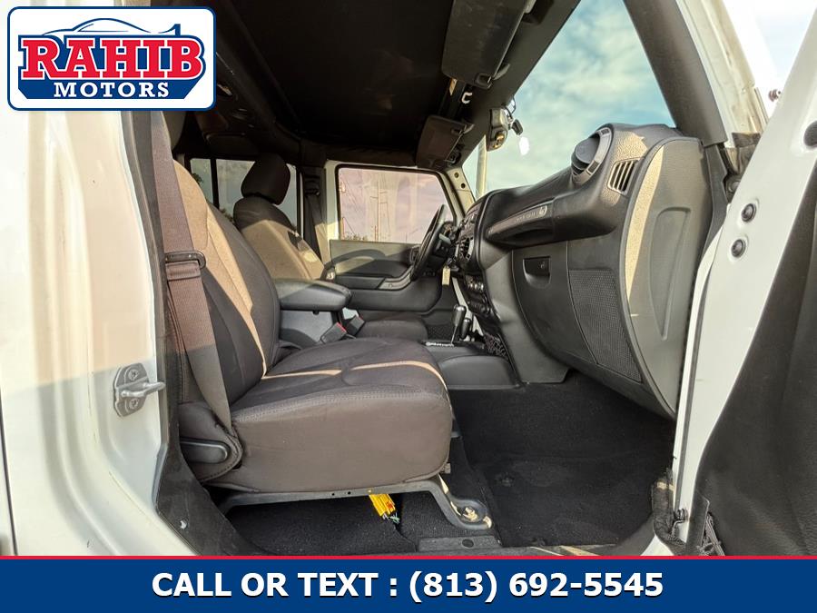 2015 Jeep Wrangler Unlimited 4WD 4dr Sport, available for sale in Winter Park, Florida | Rahib Motors. Winter Park, Florida 2015 Jeep Wrangler Unlimited 4WD 4dr Sport, available for sale in Winter Park, Florida | Rahib Motors. Winter Park, Florida