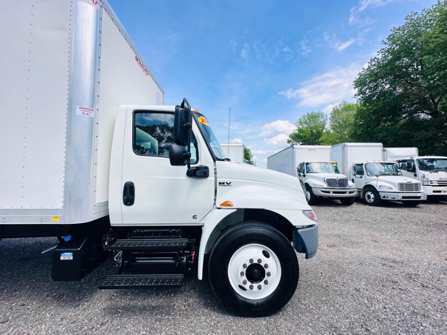 2020 INTERNATIONAL 4300 MV 26FT BOX TRUCK + LIFT GATE + CUMMINS + NO CDL, available for sale in South Amboy, New Jersey | NJ Truck Spot. South Amboy, New Jersey 2020 INTERNATIONAL 4300 MV 26FT BOX TRUCK + LIFT GATE + CUMMINS + NO CDL, available for sale in South Amboy, New Jersey | NJ Truck Spot. South Amboy, New Jersey