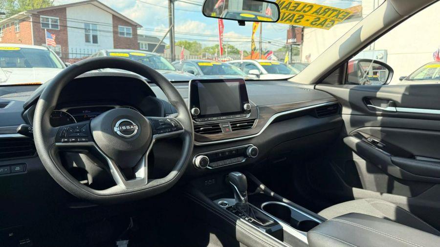 2023 Nissan Altima 2.5 SV Sedan 4D, available for sale in Linden, New Jersey | Route 27 Auto Mall. Linden, New Jersey 2023 Nissan Altima 2.5 SV Sedan 4D, available for sale in Linden, New Jersey | Route 27 Auto Mall. Linden, New Jersey