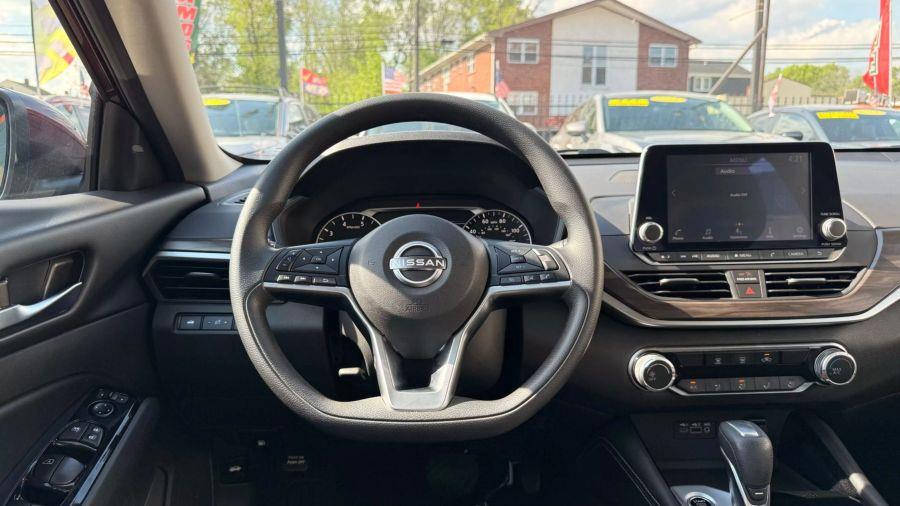 2023 Nissan Altima 2.5 SV Sedan 4D, available for sale in Linden, New Jersey | Route 27 Auto Mall. Linden, New Jersey 2023 Nissan Altima 2.5 SV Sedan 4D, available for sale in Linden, New Jersey | Route 27 Auto Mall. Linden, New Jersey