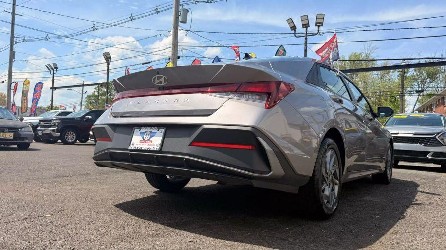 2024 Hyundai Elantra SEL Sedan 4D, available for sale in Linden, New Jersey | Route 27 Auto Mall. Linden, New Jersey 2024 Hyundai Elantra SEL Sedan 4D, available for sale in Linden, New Jersey | Route 27 Auto Mall. Linden, New Jersey
