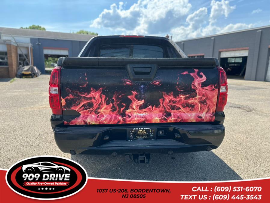 2009 Chevrolet Avalanche LT2 4WD, available for sale in BORDENTOWN, New Jersey | 909 Drive. BORDENTOWN, New Jersey 2009 Chevrolet Avalanche LT2 4WD, available for sale in BORDENTOWN, New Jersey | 909 Drive. BORDENTOWN, New Jersey