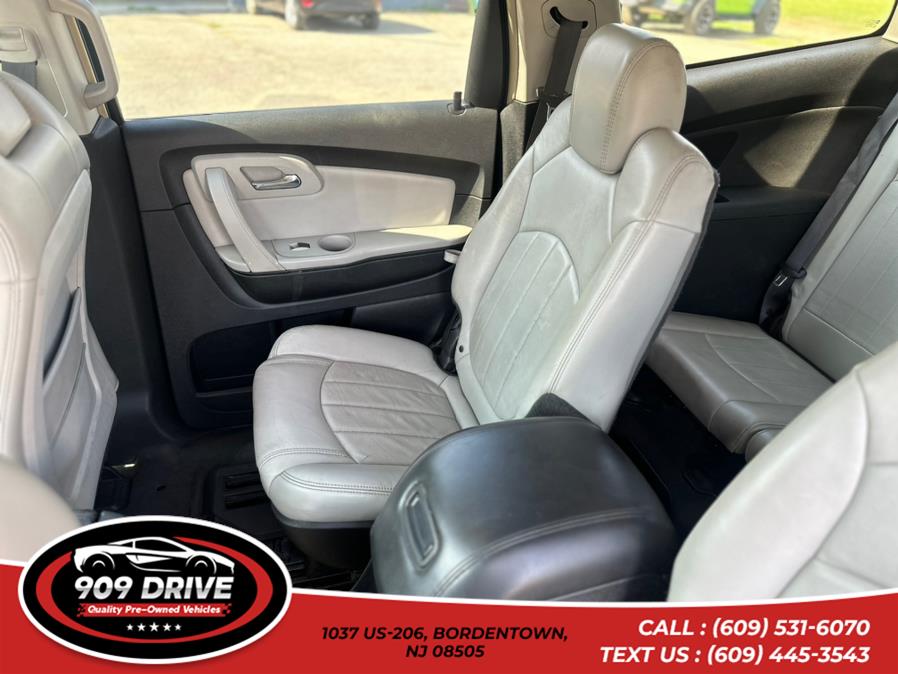 2009 Chevrolet Traverse LTZ AWD, available for sale in BORDENTOWN, New Jersey | 909 Drive. BORDENTOWN, New Jersey 2009 Chevrolet Traverse LTZ AWD, available for sale in BORDENTOWN, New Jersey | 909 Drive. BORDENTOWN, New Jersey