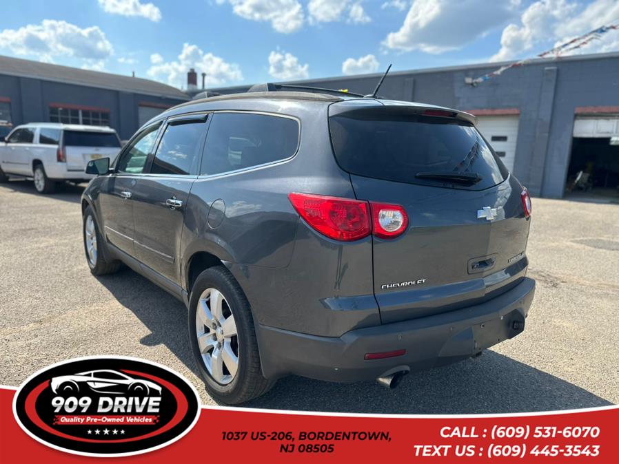2009 Chevrolet Traverse LTZ AWD, available for sale in BORDENTOWN, New Jersey | 909 Drive. BORDENTOWN, New Jersey 2009 Chevrolet Traverse LTZ AWD, available for sale in BORDENTOWN, New Jersey | 909 Drive. BORDENTOWN, New Jersey