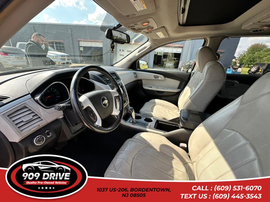 2009 Chevrolet Traverse LTZ AWD, available for sale in BORDENTOWN, New Jersey | 909 Drive. BORDENTOWN, New Jersey 2009 Chevrolet Traverse LTZ AWD, available for sale in BORDENTOWN, New Jersey | 909 Drive. BORDENTOWN, New Jersey