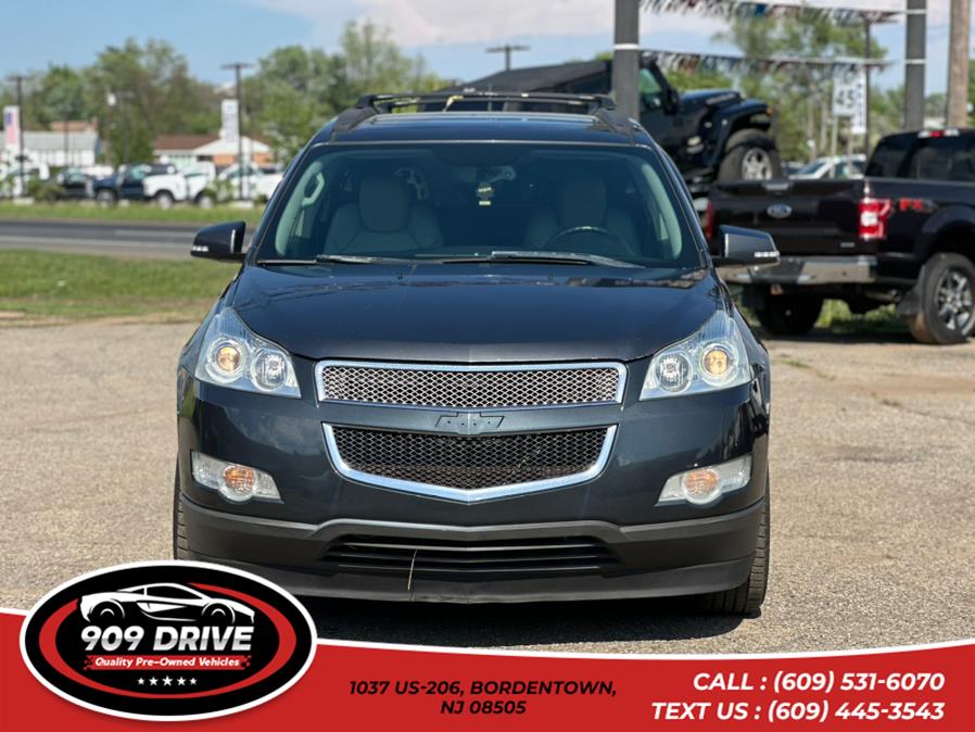 2009 Chevrolet Traverse LTZ AWD, available for sale in BORDENTOWN, New Jersey | 909 Drive. BORDENTOWN, New Jersey 2009 Chevrolet Traverse LTZ AWD, available for sale in BORDENTOWN, New Jersey | 909 Drive. BORDENTOWN, New Jersey