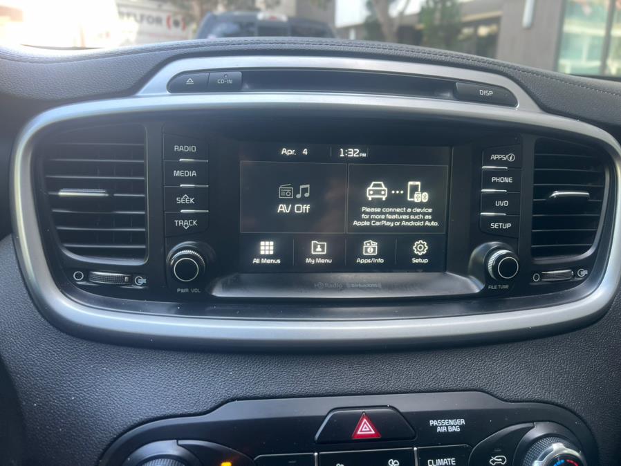 2017 Kia Sorento LX FWD, available for sale in Tustin, California | Carox LLC. Tustin, California 2017 Kia Sorento LX FWD, available for sale in Tustin, California | Carox LLC. Tustin, California