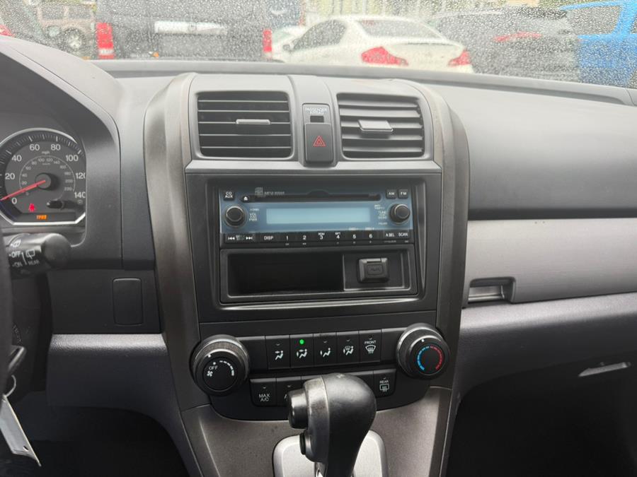 2011 Honda CR-V 4WD 5dr LX, available for sale in Bridgeport, Connecticut | CT Auto. Bridgeport, Connecticut 2011 Honda CR-V 4WD 5dr LX, available for sale in Bridgeport, Connecticut | CT Auto. Bridgeport, Connecticut