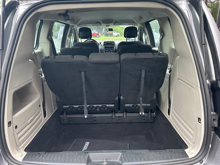 2015 Dodge Grand Caravan 4dr Wgn SE, available for sale in Middletown, Connecticut | Newfield Auto Sales. Middletown, Connecticut 2015 Dodge Grand Caravan 4dr Wgn SE, available for sale in Middletown, Connecticut | Newfield Auto Sales. Middletown, Connecticut