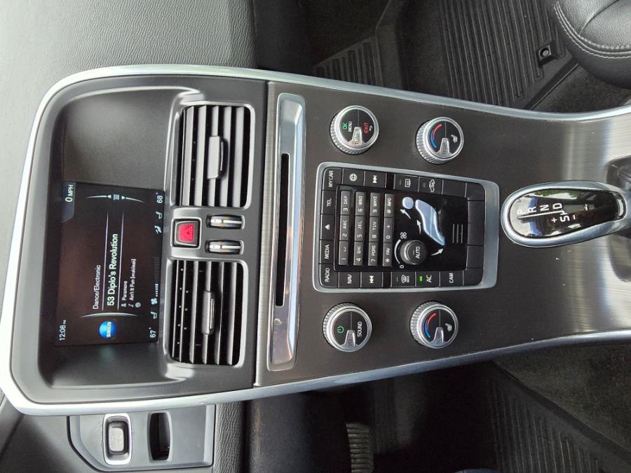 2016 Volvo XC60 AWD 4dr T5 Premier, available for sale in Philadelphia, Pennsylvania | Eugen's Auto Sales & Repairs. Philadelphia, Pennsylvania 2016 Volvo XC60 AWD 4dr T5 Premier, available for sale in Philadelphia, Pennsylvania | Eugen's Auto Sales & Repairs. Philadelphia, Pennsylvania