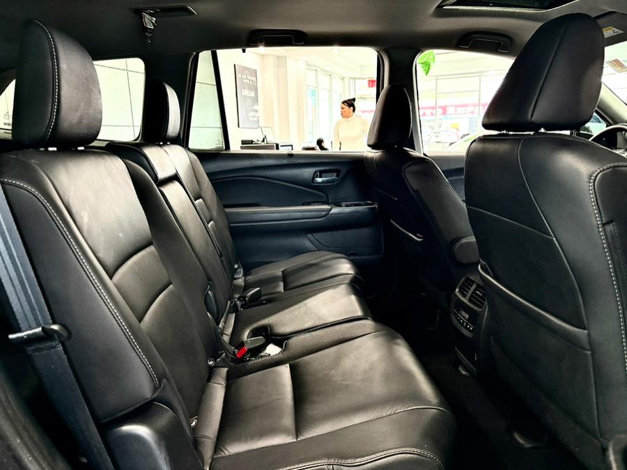 2022 Honda Pilot EX-L AWD, available for sale in Franklin Square, New York | Luxury Motor Club. Franklin Square, New York 2022 Honda Pilot EX-L AWD, available for sale in Franklin Square, New York | Luxury Motor Club. Franklin Square, New York