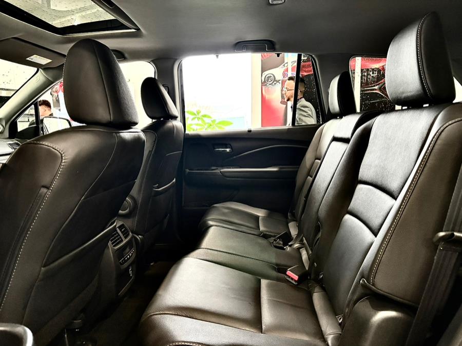 2022 Honda Pilot EX-L AWD, available for sale in Franklin Square, New York | Luxury Motor Club. Franklin Square, New York 2022 Honda Pilot EX-L AWD, available for sale in Franklin Square, New York | Luxury Motor Club. Franklin Square, New York