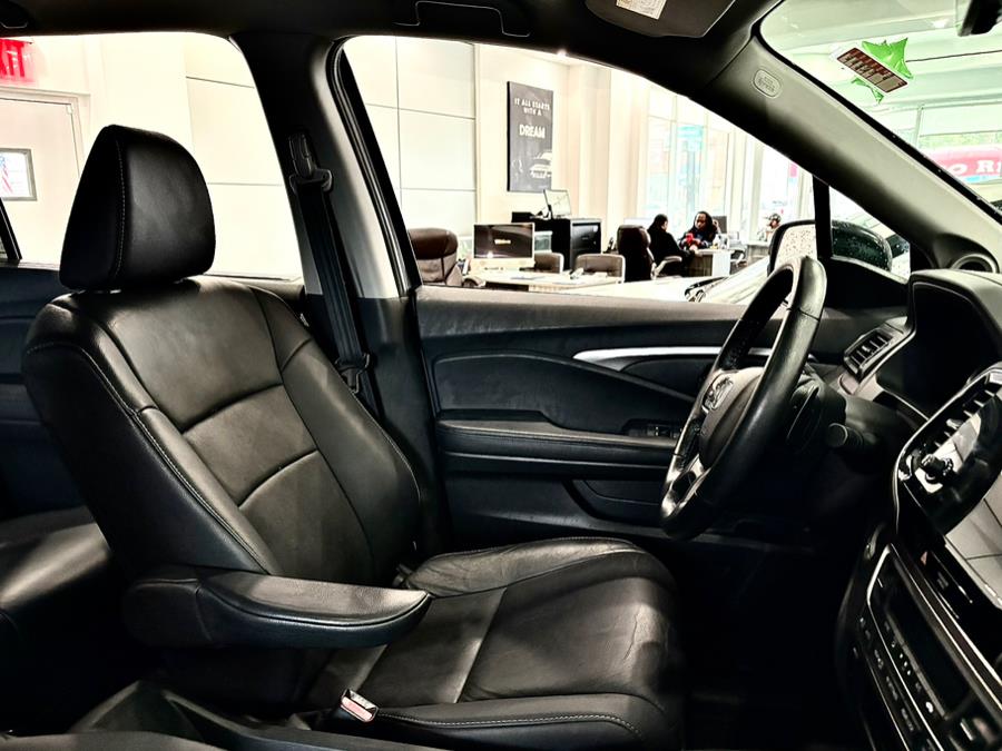 2022 Honda Pilot EX-L AWD, available for sale in Franklin Square, New York | Luxury Motor Club. Franklin Square, New York 2022 Honda Pilot EX-L AWD, available for sale in Franklin Square, New York | Luxury Motor Club. Franklin Square, New York