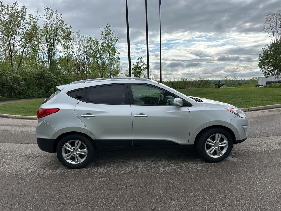 2013 Hyundai Tucson AWD 4dr Auto GLS PZEV, available for sale in Beavercreek, Ohio | Wholesale Direct Motors. Beavercreek, Ohio 2013 Hyundai Tucson AWD 4dr Auto GLS PZEV, available for sale in Beavercreek, Ohio | Wholesale Direct Motors. Beavercreek, Ohio