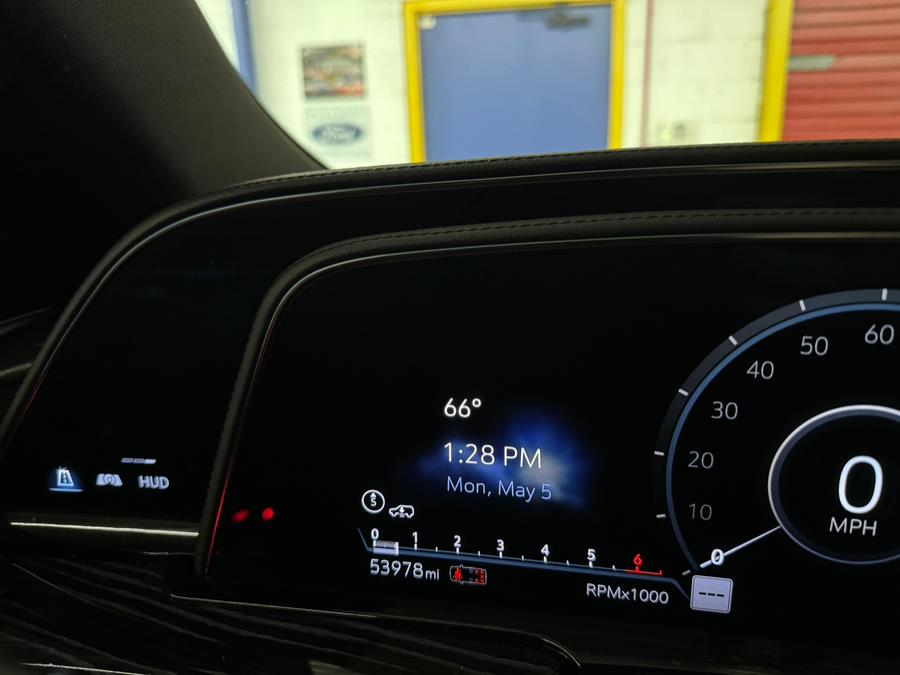2022 Cadillac Escalade 4WD 4dr Sport, available for sale in West Babylon , New York | MP Motors Inc. West Babylon , New York 2022 Cadillac Escalade 4WD 4dr Sport, available for sale in West Babylon , New York | MP Motors Inc. West Babylon , New York