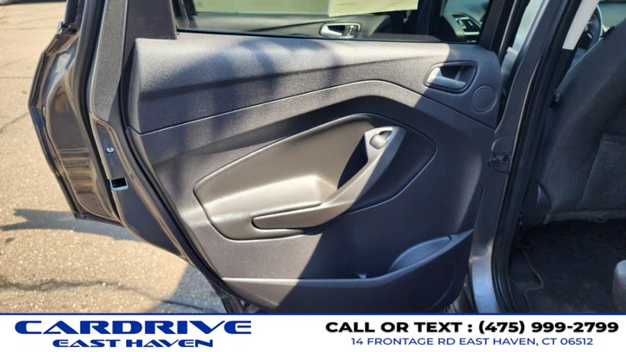 2014 Ford Escape 4WD 4dr SE, available for sale in East Haven, Connecticut | Cardrive Auto Group 5 LLC. East Haven, Connecticut 2014 Ford Escape 4WD 4dr SE, available for sale in East Haven, Connecticut | Cardrive Auto Group 5 LLC. East Haven, Connecticut