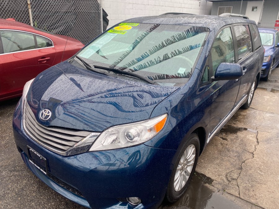 Used 2012 Toyota Sienna in Middle Village, New York | Middle Village Motors . Middle Village, New York