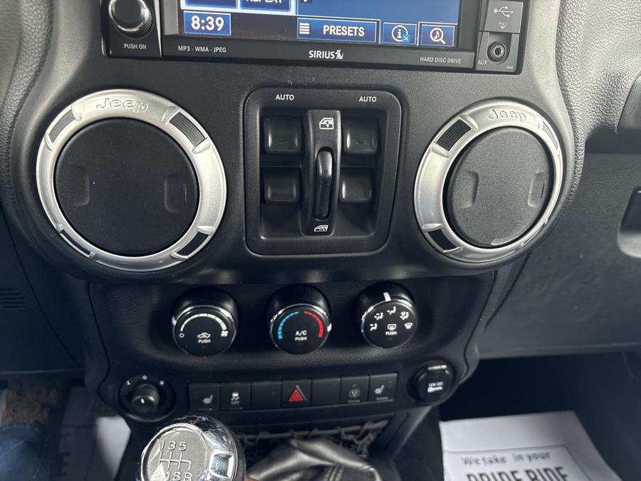 2015 Jeep Wrangler Unlimited 4WD 4dr Sahara, available for sale in Old Saybrook, Connecticut | Saybrook Auto Barn. Old Saybrook, Connecticut 2015 Jeep Wrangler Unlimited 4WD 4dr Sahara, available for sale in Old Saybrook, Connecticut | Saybrook Auto Barn. Old Saybrook, Connecticut