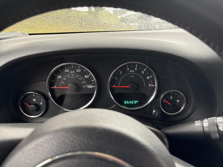 2015 Jeep Wrangler Unlimited 4WD 4dr Sahara, available for sale in Old Saybrook, Connecticut | Saybrook Auto Barn. Old Saybrook, Connecticut 2015 Jeep Wrangler Unlimited 4WD 4dr Sahara, available for sale in Old Saybrook, Connecticut | Saybrook Auto Barn. Old Saybrook, Connecticut