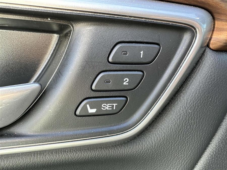 2022 Honda Cr-v Hybrid Touring, available for sale in Patchogue, New York | Baron Supercenter. Patchogue, New York 2022 Honda Cr-v Hybrid Touring, available for sale in Patchogue, New York | Baron Supercenter. Patchogue, New York